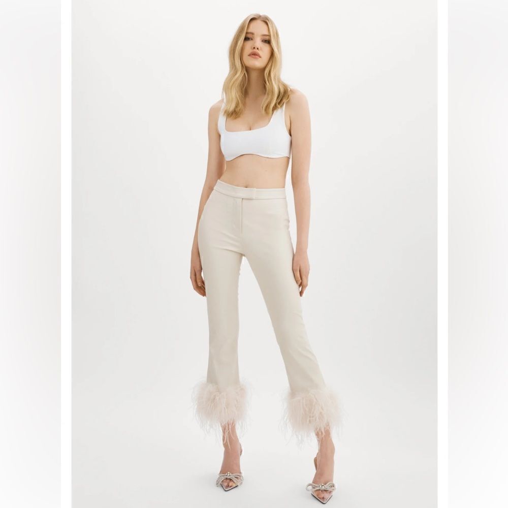 Lamarque Pagetta feather trim pants faux leather bone cropped high rise Sz L